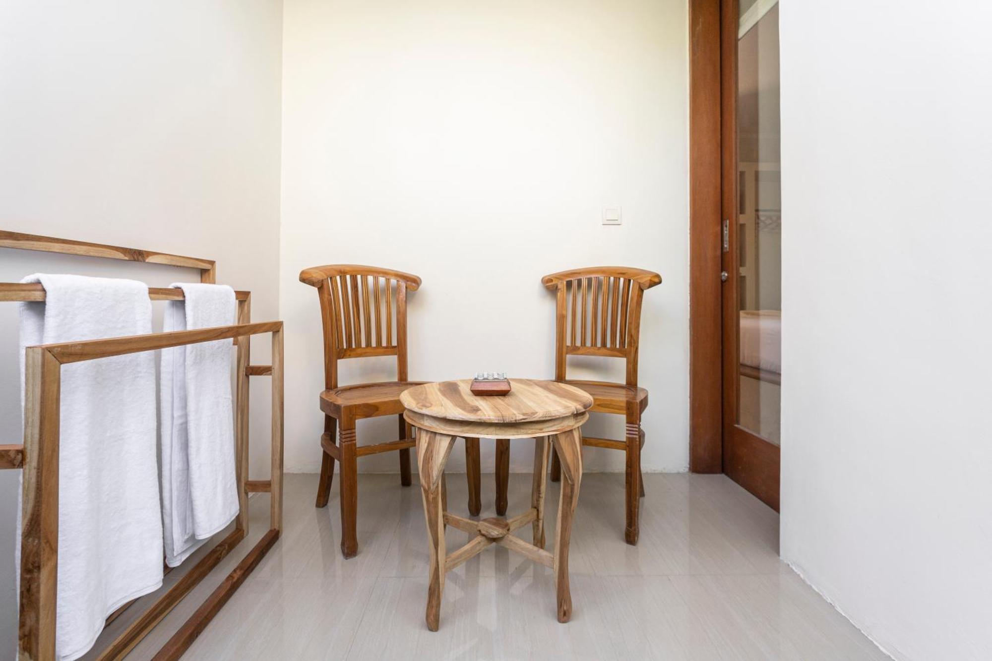 Villa Designer Emy